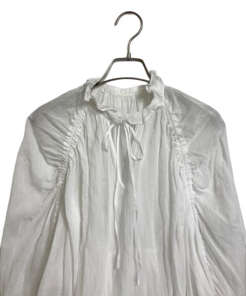 CADUNE（カデュネ）CADUNE (カデュネ) サマーギャザーチュニック　シフォンブラウス　ガーゼシャツ ホワイト サイズ:36の古着・服飾アイテム