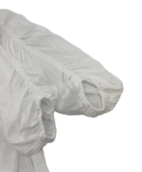 CADUNE（カデュネ）CADUNE (カデュネ) サマーギャザーチュニック　シフォンブラウス　ガーゼシャツ ホワイト サイズ:36の古着・服飾アイテム