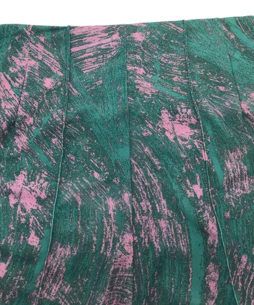 TOGA PULLA（トーガ プルラ）TOGA PULLA (トーガ プルラ) トリコットプリントジャージパンツ　フレアパンツ　デザインパンツ　総柄 グリーン×ピンク サイズ:34の古着・服飾アイテム