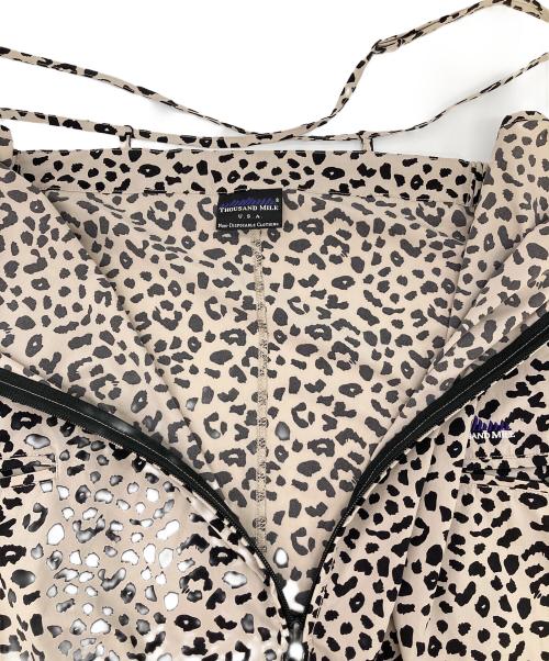 Thousand Mile（サウザンドマイル）Thousand Mile (サウザンドマイル) FRONT ZIP ONEPIECE ベージュ×ブラック サイズ:FREEの古着・服飾アイテム