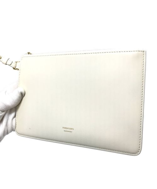 Ferragamo（フェラガモ）Ferragamo (フェラガモ) CHARMING TOTE BAG チャーミングレザートートバッグ ホワイト サイズ:実寸参照の古着・服飾アイテム