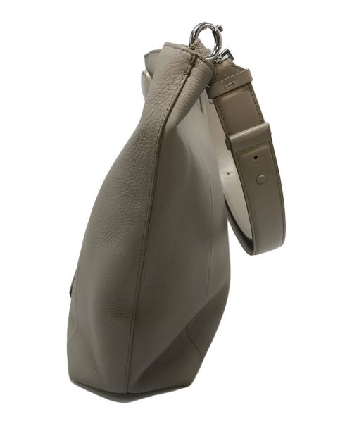 Maison Margiela（メゾンマルジェラ）Maison Margiela (メゾンマルジェラ) Soft 5AC Shopping トートバッグ　レザーバッグ Smoke(T8135) サイズ:実寸参照の古着・服飾アイテム