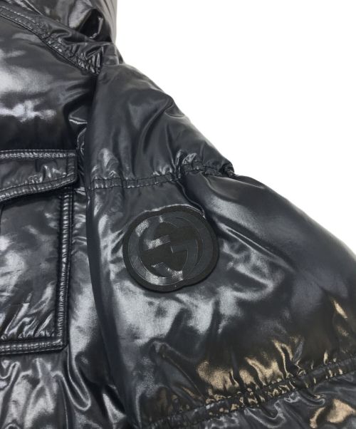 GUCCI（グッチ）GUCCI (グッチ) インターロッキングシャイニーダウンジャケット ブラック サイズ:46の古着・服飾アイテム