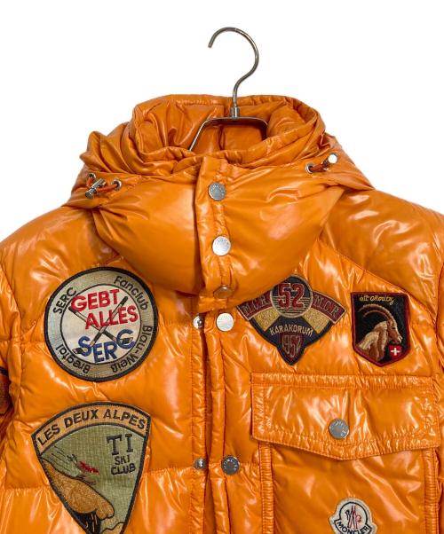 MONCLER（モンクレール）MONCLER (モンクレール) K2 加工ワッペンダウンジャケット　並行品  SPECIAL Patch down jacket オレンジの古着・服飾アイテム