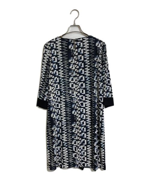 HIROKO KOSHINO（ヒロコ コシノ）HIROKO KOSHINO (ヒロコ コシノ) 総柄ワンピース　七分袖ワンピース ブラック サイズ:40の古着・服飾アイテム