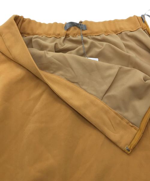 theory luxe（セオリーリュクス）theory luxe (セオリーリュクス) フレアスカート　デザインスカート　日本製 オレンジ サイズ:38の古着・服飾アイテム