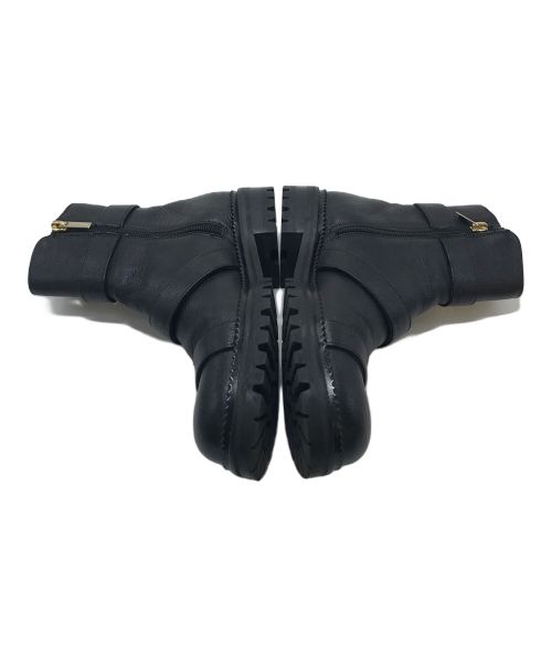 JIMMY CHOO（ジミーチュウ）JIMMY CHOO (ジミーチュウ) サイドジップブーツ バイカーブーツ HANK FLAT ブラック サイズ:7の古着・服飾アイテム