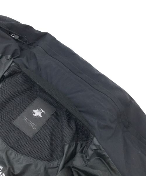 DESCENTE ALLTERRAIN（デザイント オルテライン）Descente ALLTERRAIN (デザイント オルテライン) 水沢ダウンコート/MOUNTAINEER-HC ブラック サイズ:Mの古着・服飾アイテム