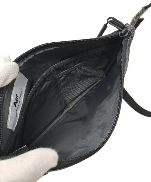 AER（エアー）Aer (エアー) スリングポーチ グレー サイズ:実寸参照の古着・服飾アイテム