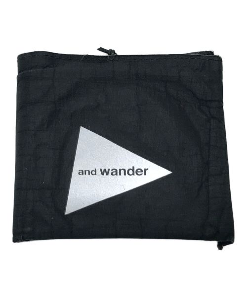 and wander（アンドワンダー）and wander (アンドワンダー) ミニウォレット ブラック サイズ:実寸参照の古着・服飾アイテム