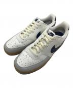 NIKEナイキ）の古着「コート ビジョン LO TRK3」｜アイボリー×ネイビー