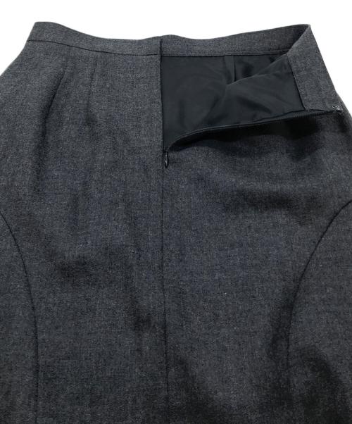 allureville（アルアバイル）allureville (アルアバイル) セットアップ Wジョーゼットカマーベルトブラウス Ｗジョーゼットソフトマーメイドスカート グレー サイズ:2の古着・服飾アイテム