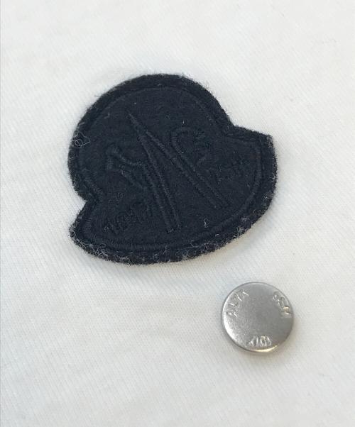 MONCLER（モンクレール）MONCLER (モンクレール) ALYX (アリクス) ビックロゴTシャツ ロゴワッペン付き ホワイト サイズ:Mの古着・服飾アイテム