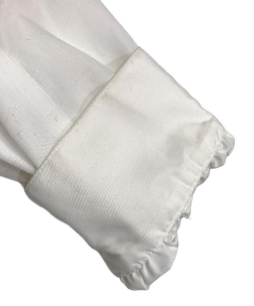 BLUE LABEL CRESTBRIDGE（ブルーレーベルクレストブリッジ）BLUE LABEL CRESTBRIDGE (ブルーレーベルクレストブリッジ) 切替ブラウス　長袖ブラウス　フレアブラウス　トップス ベージュ×ホワイト サイズ:36の古着・服飾アイテム