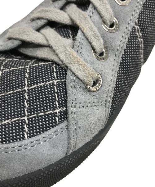 CHANEL（シャネル）CHANEL (シャネル) デニムスニーカー グレー×インディゴ サイズ:36の古着・服飾アイテム