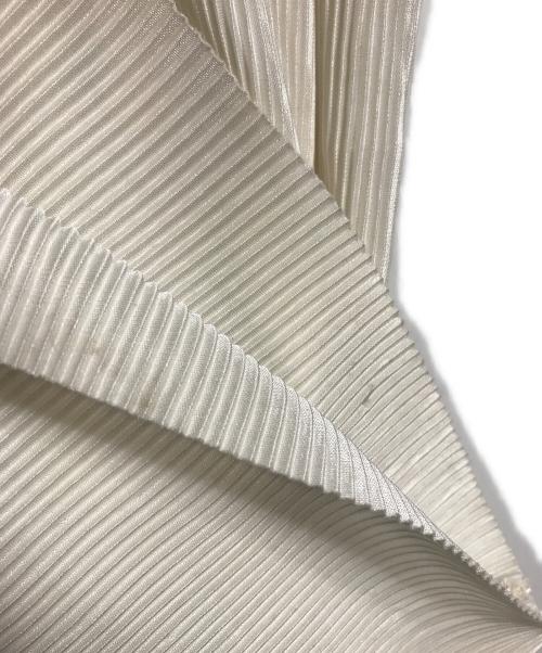 UN3D.（アンスリード）UN3D. (アンスリード) クリスタルプリーツオールインワン CRYSTAL PLEATS AIO  日本製 ホワイト×グリーン サイズ:36の古着・服飾アイテム