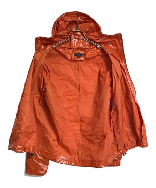 Omar Afridi（オマールアフリディ）Omar Afridi (オマールアフリディ) SIENNA ERUPT PARKA ナイロンジャケット　ナイロンパーカー　ジップパーカー　ノームコア オレンジ サイズ:46の古着・服飾アイテム