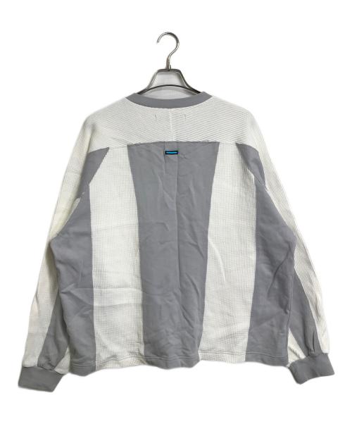 MUZE TURQUOISE LABEL（ミューズ ターコイズ レーベル）MUZE TURQUOISE LABEL (ミューズ ターコイズ レーベル) STRIPE HENRY NECK WAFFLE SWEAT ホワイト×グレー サイズ:1の古着・服飾アイテム