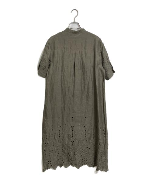 UNTITLED（アンタイトル）UNTITLED (アンタイトル) 【麻100/洗える/刺繍】アイレットリネン ワンピース トープの古着・服飾アイテム
