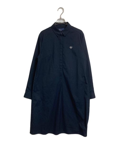 FRED PERRY（フレッドペリー）FRED PERRY (フレッドペリー) ストライプシャツワンピース 比翼 ネイビー サイズ:UK10の古着・服飾アイテム