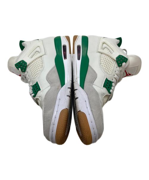 NIKE SB（ナイキエスビー）NIKE SB (ナイキエスビー) Air Jordan 4 ホワイト×グリーン サイズ:UK7の古着・服飾アイテム
