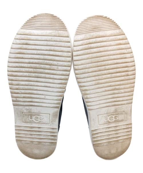 UGG（アグ）UGG (アグ) Alameda Slip On　スリッポン　スニーカー　フラットシューズ ブラック サイズ:23の古着・服飾アイテム
