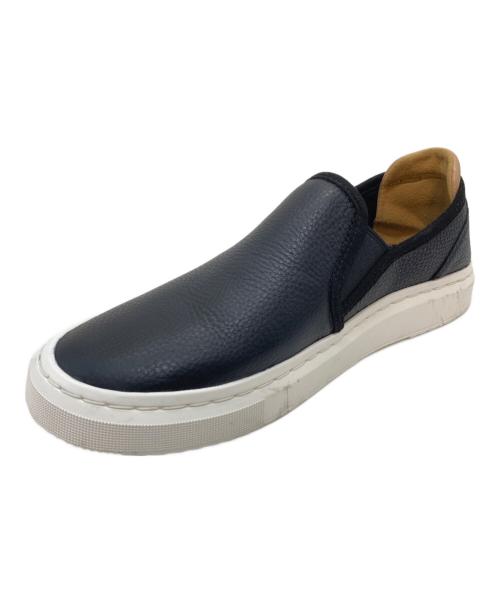 UGG（アグ）UGG (アグ) Alameda Slip On　スリッポン　スニーカー　フラットシューズ ブラック サイズ:23の古着・服飾アイテム