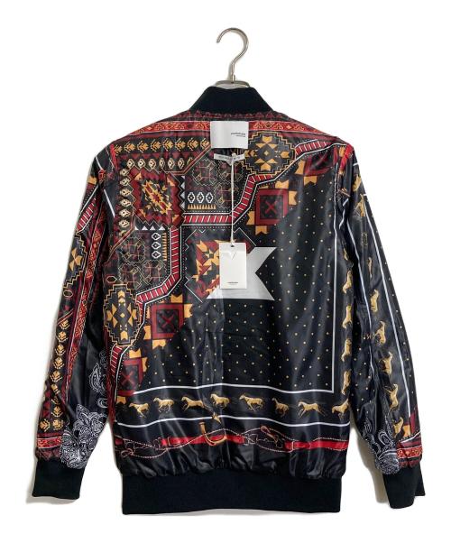 yoshio kubo（ヨシオクボ）yoshio kubo (ヨシオクボ) MA-1ジャケット スカーフ柄 リバーシブル ブラック サイズ:2 未使用品の古着・服飾アイテム