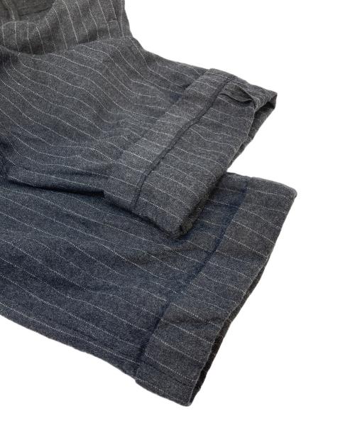 The Blurred CLOTHING（ブラードクロージング）The BLURRED CLOTHING (ブラードクロージング) Wool Stripe Trousers ウールストライプトラウザーパンツ グレー サイズ:32の古着・服飾アイテム