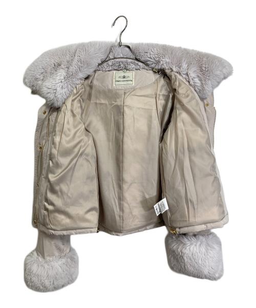 GRACE CONTINENTAL（（グレースコンチネンタル）GRACE CONTINENTAL (（グレースコンチネンタル) 短丈ファー付ダウンジャケット　ダウンジャケット　アウター アイボリー サイズ:38の古着・服飾アイテム