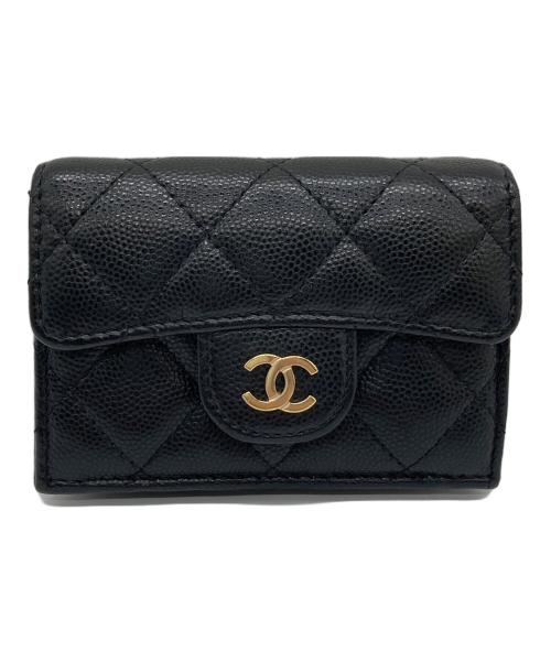 CHANEL（シャネル）CHANEL (シャネル) 3つ折り財布 マトラッセ スモール フラップ ウォレット ブラックの古着・服飾アイテム