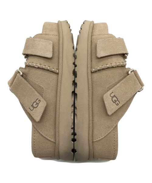 UGG（アグ）UGG (アグ) GOLDENSTAR HI SLIDE  サンダル　厚底 ベージュ サイズ:22cmの古着・服飾アイテム