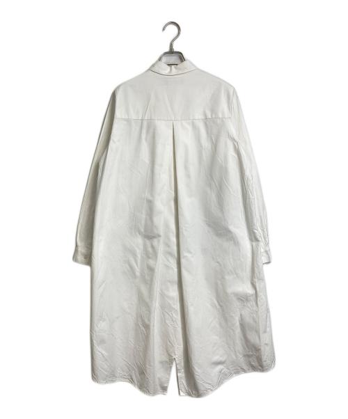 FRED PERRY（フレッドペリー）FRED PERRY (フレッドペリー) ボタンダウンシャツワンピース 長袖ワンピース　ロングシャツ ローレルリース ホワイト サイズ:EUR38の古着・服飾アイテム