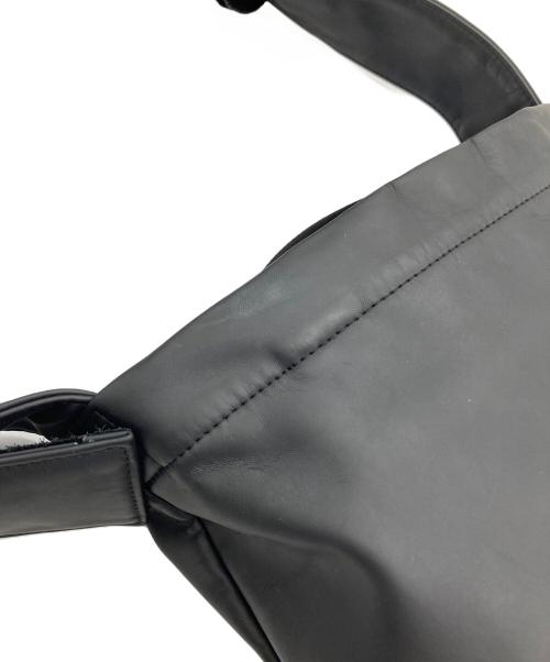 PUBLIC TOKYO（パブリックトウキョウ）PUBLIC TOKYO (パブリックトウキョウ) YOROZU別注 2WAY ポリカーボネートタスキ/ 巾着ショルダーバッグS ブラック サイズ:実寸参照の古着・服飾アイテム