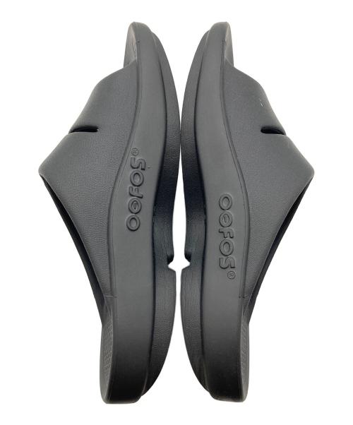 OOFOS（ウーフォス）OOFOS (ウーフォス) リカバリーサンダル　アウトドア　フェス ブラック サイズ:EU40の古着・服飾アイテム