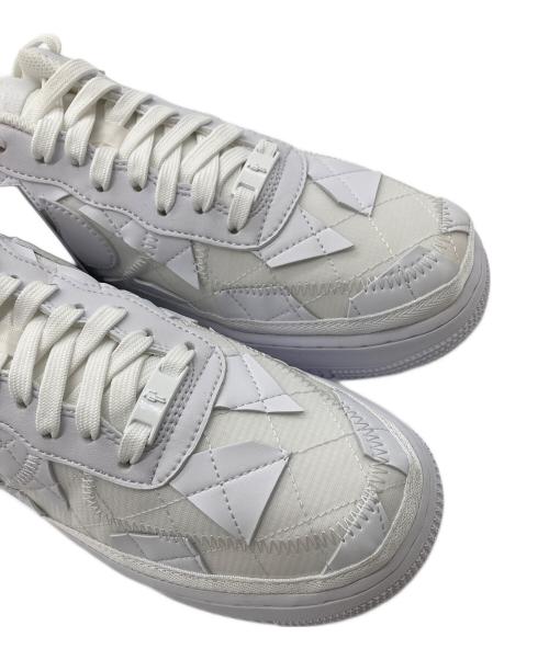 NIKE（ナイキ）NIKE (ナイキ) BILLIE EILISH (ビリーアイリッシュ) AIR FORCE 1 SP    “Triple White” ビリーアイリッリュ パッチワーク ホワイト サイズ:UK8の古着・服飾アイテム