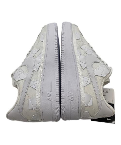 NIKE（ナイキ）NIKE (ナイキ) BILLIE EILISH (ビリーアイリッシュ) AIR FORCE 1 SP    “Triple White” ビリーアイリッリュ パッチワーク ホワイト サイズ:UK8の古着・服飾アイテム