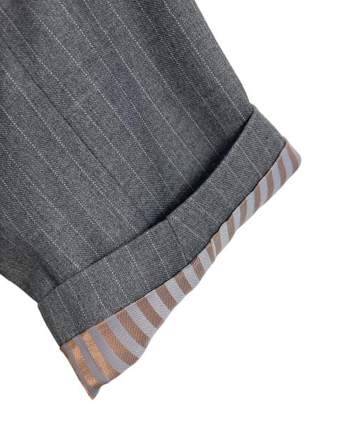 ok.soon（オクスン）ok.soon (オクスン) 3ピーススーツ　ジャケット　パンツ　ベスト　パンツスーツ　カジュアルスーツ　セットアップ グレー サイズ:ジャケットFree  パンツ2(M程）の古着・服飾アイテム