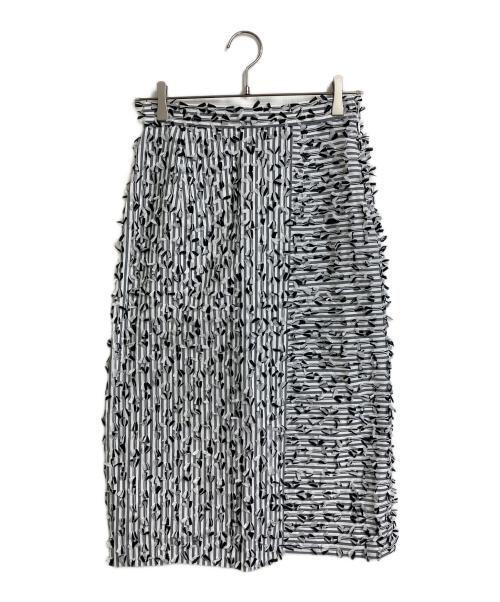 GRACE CONTINENTAL（（グレースコンチネンタル）GRACE CONTINENTAL (グレースコンチネンタル) ボーダーカットジャガードスカート　デザインスカート ホワイト×ブラック サイズ:Mの古着・服飾アイテム