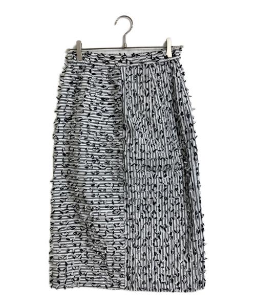 GRACE CONTINENTAL（（グレースコンチネンタル）GRACE CONTINENTAL (グレースコンチネンタル) ボーダーカットジャガードスカート　デザインスカート ホワイト×ブラック サイズ:Mの古着・服飾アイテム