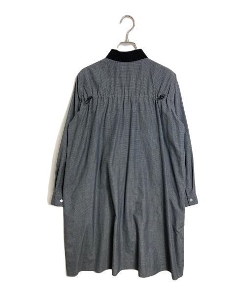 FRED PERRY（フレッドペリー）FRED PERRY (フレッドペリー) CONTRAST COLLAR SHIRT DRESS グレー サイズ:UK8の古着・服飾アイテム
