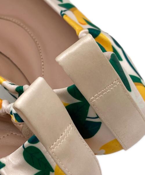 COLE HAAN（コールハーン）COLE HAAN (コールハーン) ヨークソフトバレエシューズ　フルーツ柄 マルチカラー サイズ:6 B(細め)の古着・服飾アイテム