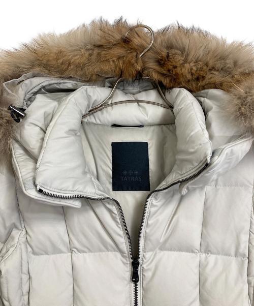 TATRAS（タトラス）TATRAS (タトラス) AVECI アヴェーチー ダウンジャケット　アウター グレー サイズ:1の古着・服飾アイテム