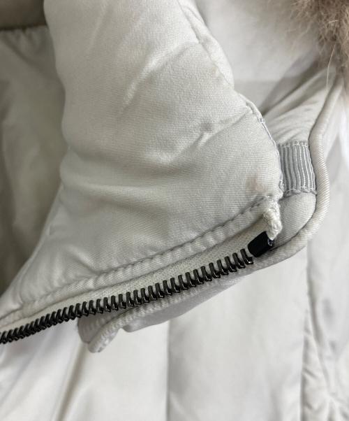 TATRAS（タトラス）TATRAS (タトラス) AVECI アヴェーチー ダウンジャケット　アウター グレー サイズ:1の古着・服飾アイテム