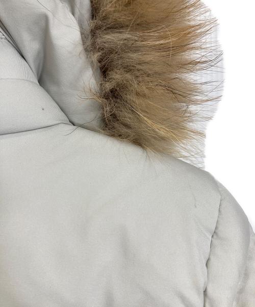 TATRAS（タトラス）TATRAS (タトラス) AVECI アヴェーチー ダウンジャケット　アウター グレー サイズ:1の古着・服飾アイテム