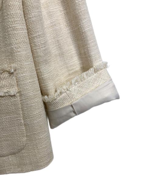 allureville（アルアバイル）allureville (アルアバイル) スラブツイードクルーショートコート ノーカラーツイードジャケット　アウター　ライトアウター　オフィスカジュアル　セレモニー　日本製 アイボリー サイズ:1の古着・服飾アイテム