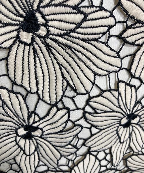 JUSGLITTY（ジャスグリッティー）JUSGLITTY (ジャスグリッティー) 配色レースタイトスカート　セレモニー ベージュ×ブラック サイズ:2 未使用品の古着・服飾アイテム