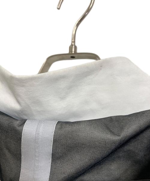 NIKE ACG（ナイキエーシージー）NIKE ACG (ナイキエージーシー) DEPLOY GORETEX JACKET ナイキラボ デプロイ ゴアテックス ジャケット　アウター　ライトアウター　スポーツ　アウトドア ホワイト×ブラック サイズ:XSの古着・服飾アイテム