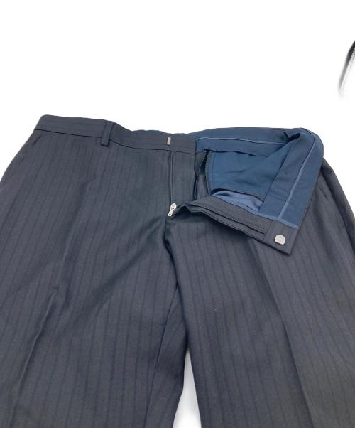 BOSS HUGO BOSS（ボス ヒューゴボス）BOSS HUGO BOSS (ボス ヒューゴボス) セットアップストライプスーツ　 super 110’S グレー×ネイビー サイズ:50の古着・服飾アイテム