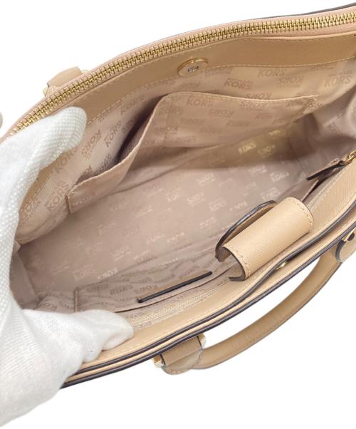 MICHAEL KORS（マイケル・コース）MICHAEL KORS (マイケルコース) 2WAYショルダーバッグ ベージュ サイズ:実寸参照の古着・服飾アイテム